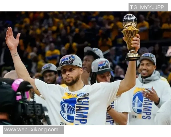 杰伦布朗回忆总决赛遗憾称库里夺走我的戒指至今心有不甘